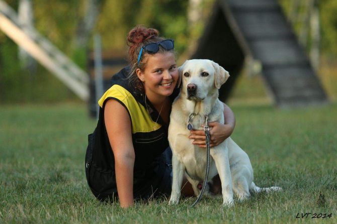 https://vanza.rajce.idnes.cz/6-8-2014-foceni-aneta/